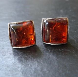 Vintage 925 Sterling Silver Baltic Amber Cabochon Pierced Earrings - D272