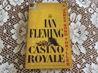 Ian Fleming - Casino Royale - A James Bond Thriller