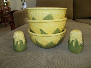 Vintage Shawnee Pottery Corn King 6 Bowls 3”x 6” And Salt Pepper Shakers 3 1/4 "