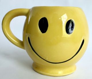 Vintage 1970’s Yellow Smiley Face Mug Mccoy Pottery Usa