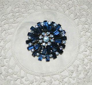 Gorgeous Vintage Sparkling Blue Glass Rhinestone 2 1/8 " Round Brooch Pin