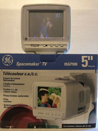 Ge General Electric Spacemaker Color Portable Tv Television 05gp008