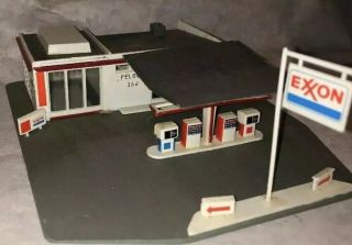Tyco N Scale Exxon Gas Station Ho Built Building Kit Vintage