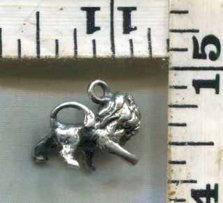 VINTAGE STERLING BRACELET CHARM 78099 ANOTHER OLD CIRCUS LION $16.  00 2