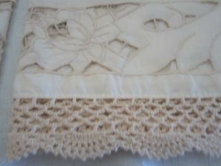 Vtg Set Of 2 Beige Crochet Floral Cut Out Window Valances French Country 3