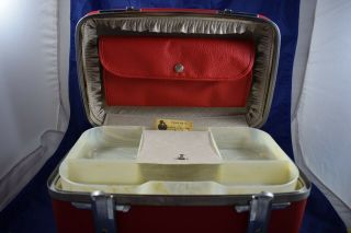 VTG American Tourister Tiara Red Train HARD Case Complete w/Tray Mirror Keys Bag 3