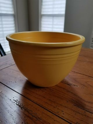 Vintage Fiesta - Yellow 4 Mixing Nesting Bowl - Homer Laughlin