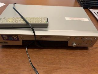Sony Slv - N88 Vhs Vcr With Remote