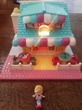 Vintage Bluebird Polly Pocket Pizza Shop With 1 Figure