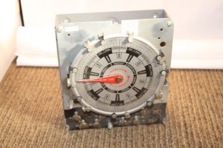 Vintage Johnson Controls Timing Motor Johnson Controls C - 7351 - 2 Seven Day Timer