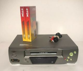 Sanyo 4 - Head Vcr Vhs Player Recorder Vwm - 380 - No Remote - With Av Cables,  2 Vhs