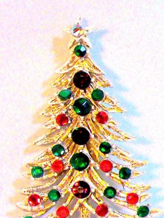 Vintage Holly Craft White Christmas Tree With Rhinestones Brooch