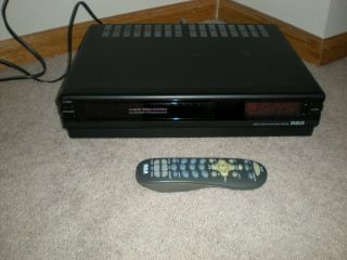 Rca Vcr Vhs Player / Recorder.  Vr500 With Remote