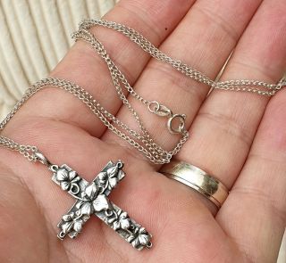 Stunning Vintage Edwardian Jewellery Crafted Floral Solid Silver Cross Necklace