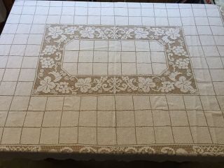 Vintage Off White Ivory Quaker Lace Tablecloth 60 