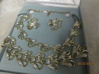Vintage Sarah Coventry Set Necklace Bracelet Earrings Gift Boxed
