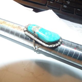 Vintage Sterling Silver & Turquoise Ring,  Unsigned,  Size 7,  9.  0g