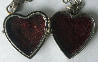 Vintage love heart shaped locket pendant neclace in 3