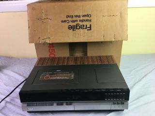 Vintage Rca Selectavision Video Cassette Recorder Vft450 And