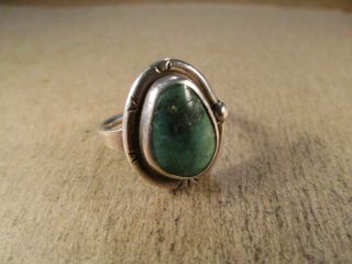 Vintage Sterling Silver & Turquoise Ring,  Unsigned,  Size 7,  5.  2g
