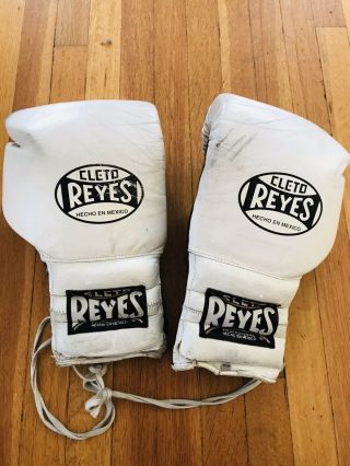 Vintage Cleto Reyes 16oz Boxing Gloves
