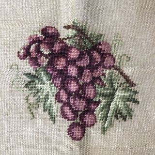 Needlepoint Canvas Dritz Vntg Completed Grapes Chair Seat Pillow Cover Artwork