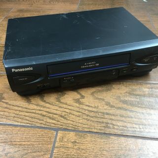 Panasonic Vcr Pv - V4022 4 Head Omnivision Vhs Video Cassette Recorder