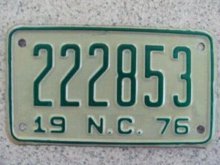 1976 North Carolina Nc Motorcycle License Plate Tag,  Vintage,  222853,  Un - Issued