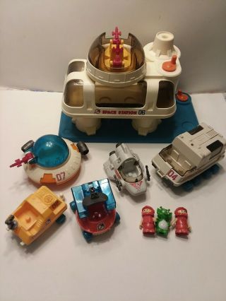 Vintage Playmates Play World 1984 Space Station Playset 3 Figures 5 Vehicle
