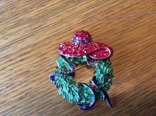 Red Hat Society Vintage Rhinestone Christmas Wreath Pin Brooch