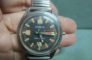 Vintage Mens Endura Water Restraint Wrist Watch