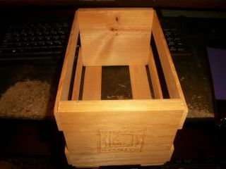 Vintage Napa Valley Box Co Wood Crate Cd Storage Case Holder Holds 21