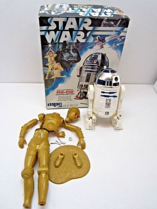 VINTAGE 1977 STAR WARS R2 - D2 & C - 3PO BUILT UP MODELS IN R2 BOX MPC 1970 ' S TOY 2