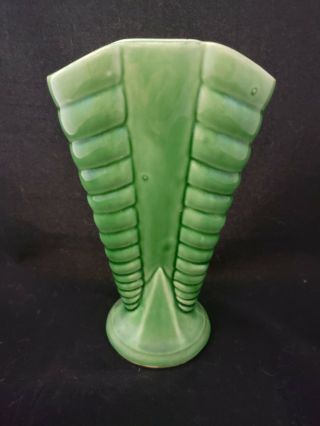 Vintage Shawnee Pottery Art Deco Vase Green Usa 809
