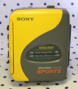 Vintage Sony Walkman Am/fm Sports Cassette Player Wm - Sxf33 Yellow Cosplay