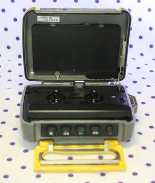 Vintage Sony Walkman AM/FM Sports Cassette Player WM - SXF33 YELLOW Cosplay 4