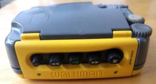 Vintage Sony Walkman Sports Cassette Player Recorder Radio WM - SXF33 3