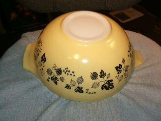 Vintage Pyrex Gooseberry Black On Yellow Cinderella Mixing Bowl 444 4 Qt.
