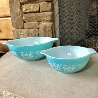 Set Of 2 Vintage Pyrex Amish Butterprint Turquoise Cinderella Mixing Bowls