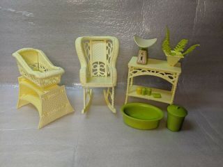 Vtg Mattel The Sunshine Family Nursery Accessories 1970s Rocking Cradle Chair