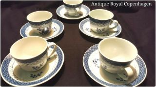 Vintage Set Of Five Blue Royal Copenhagen Alumina Fajance Cups & Saucers