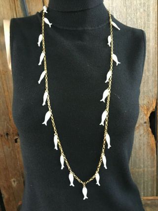 Vtg Napier 39.  5 " Necklace Gold Tone Chain With 21 White Plastic Fish Charms