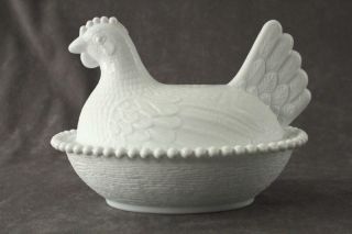 Vintage Indiana Glass White Milk Glass Figural Candy Dish Chicken Hen On Nest