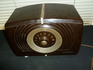 Vintage:rca Victor Portable (am Bakelite Tube Radio) Late1940 
