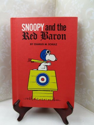 Vintage 1966 Snoopy And The Red Baron Hardback Book,  Weekly Reader Book,  Beautif