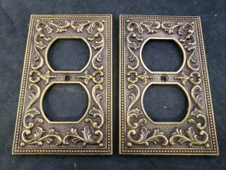 2 Vtg Brass Ornate Metal Outlet Covers Double Outlet Floral Vcr Italy (d4)