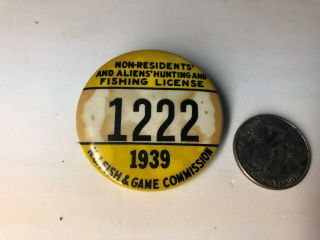 1939 Jersey Non Resident And Alien ' s Hunting & Fishing License Pin Badge NJ 2