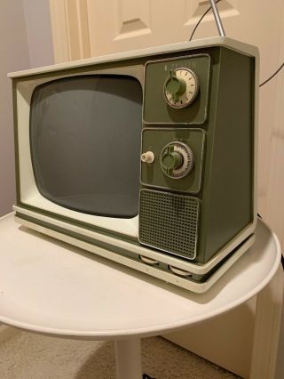 Mid Century Space Age Zenith B/w Portable Tv Green