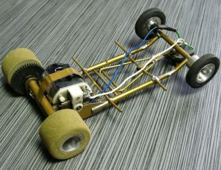 SLOT CAR COX Brass Tube Complete CHASSIS NASCAR Motor VINTAGE 1/24 SCALE 3