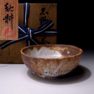 Kq11: Vintage Japanese Pottery Tea Bowl,  Shino Ware With Signed Wooden Box